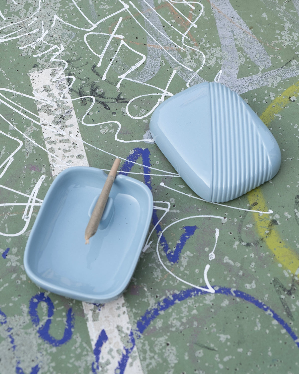 FB001 Sky Blue Ceramic Ashtray, design Federica Biasi | WEED'D